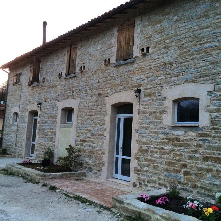 古比奥 Agriturismo L'Oca Blu酒店 外观 照片